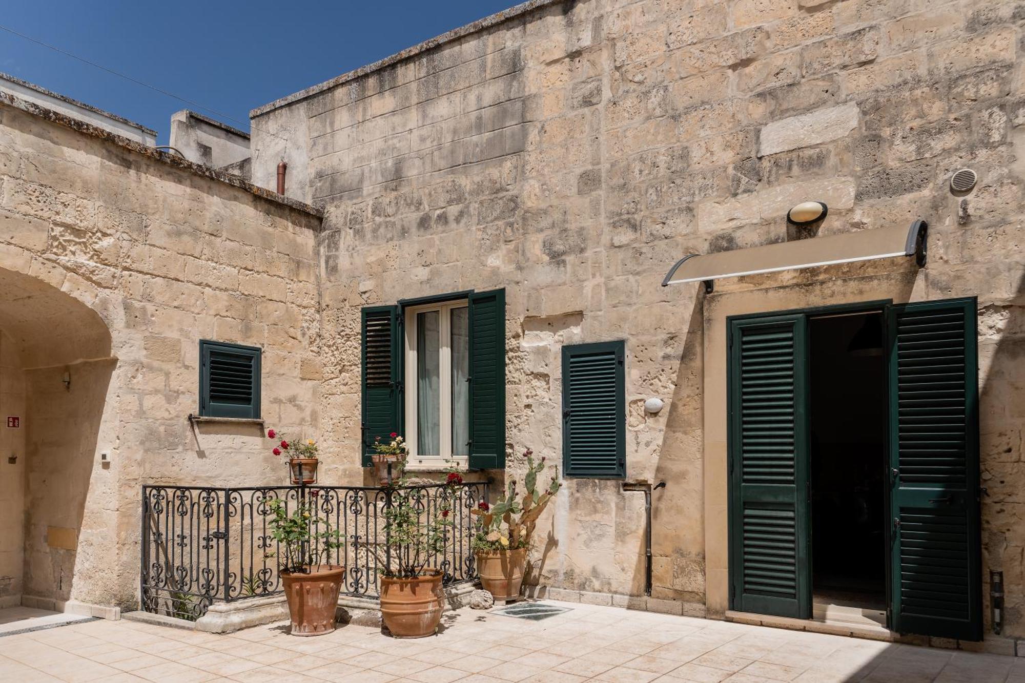 Casa Papadia Apartment Uggiano La Chiesa Exterior photo
